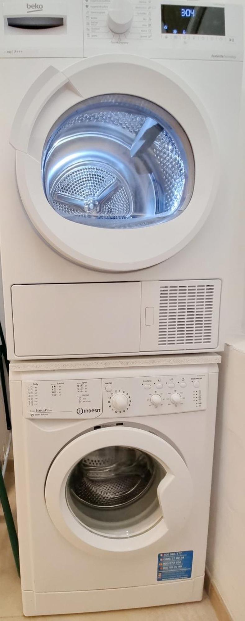 Finnem Rentals Florenc プラハ エクステリア 写真